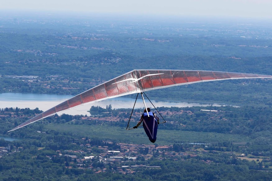 Deltaplano decollo