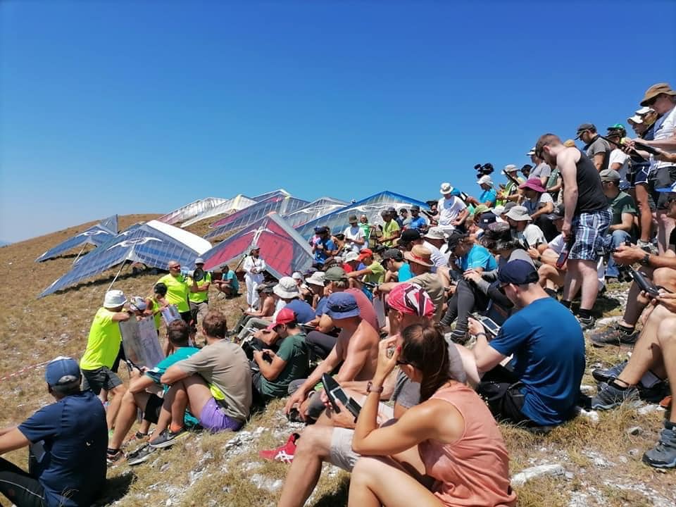 briefing europeo deltaplano